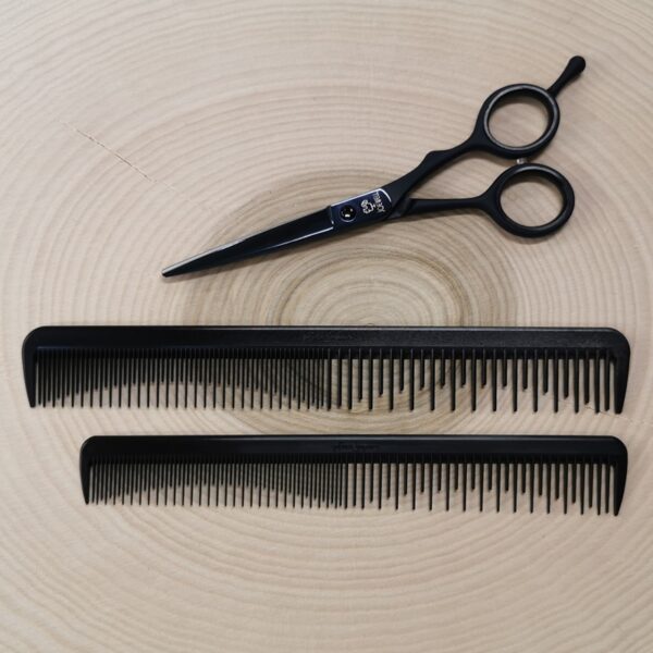 Pfizz Comb Black