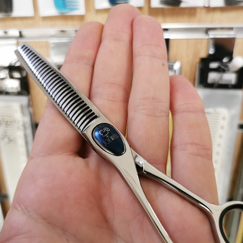 Forbici Sfoltitrici Giapponesi Joewell S3T-30L (mancino) Mikado S.r.l. particolare Screw Cover in titanio blu