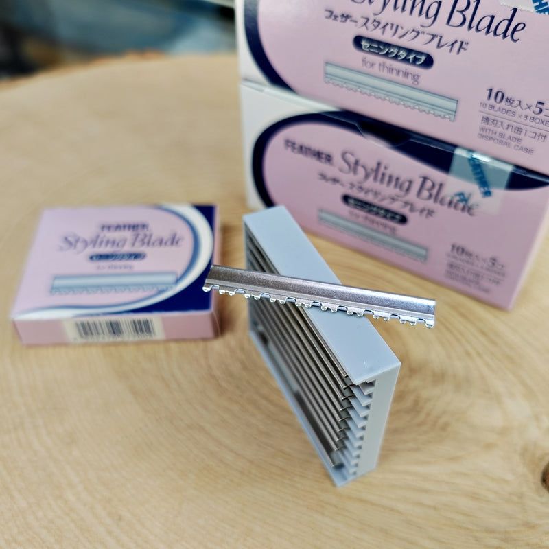 Lame Feather Styling Razor (Thinning) New