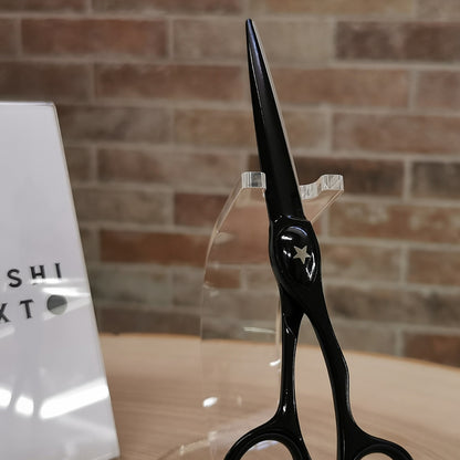Forbici Professionali Giapponesi per Maestri del Taglio Joewell Supreme Powder Metal Urushi-Ryusei Mikado S.r.l. rivestimento in Urushi nero profondo con stella dipinta a mano sul coprivite